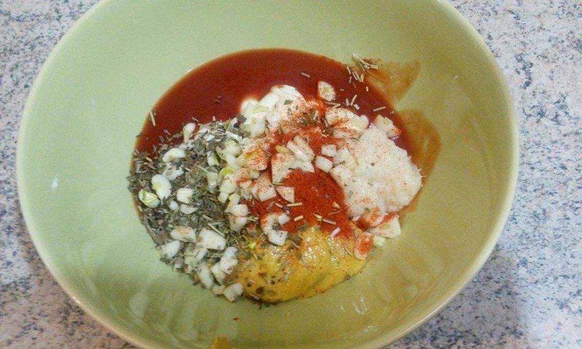 Hrskavi kačkavalj, pomfrit i urnebes sos