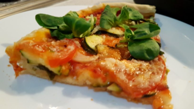 Vegan pizza i tijesto za pizzu